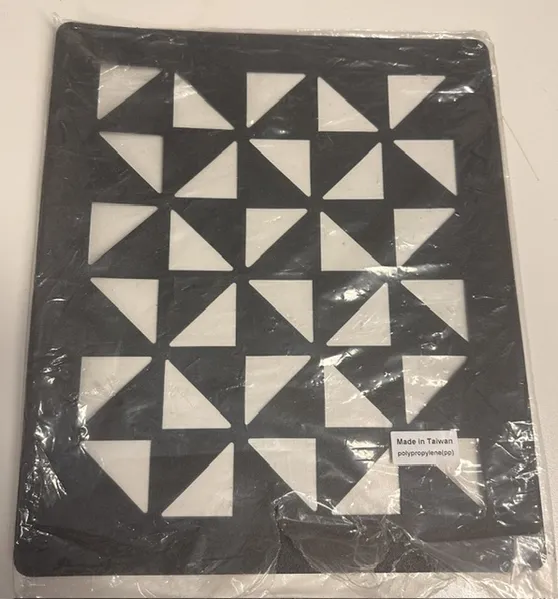CLEARANCE | Hindquarter Marker Pattern - Triangles