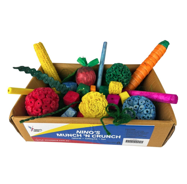 Munch N Crunch Large Sola Treasure Chest Bird Toy 29 Pieces