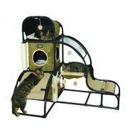 ZeeZ Feline Hideaway Fun House 48 x 32 x 44inch