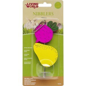Living World Small Animal Nibblers Beet and Pear on Stick