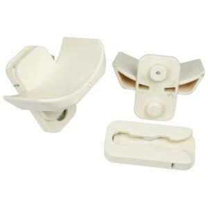 Break Away Key Hole Jump Cups ( cream) set of 2