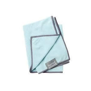 *CLEARANCE Microfibre Towel 63cm x 40cm [Colour: Blue] 1 LEFT* 